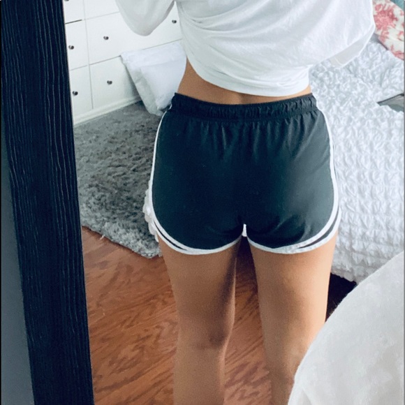 Nike Dri Fit Short - Picture 5 of 7